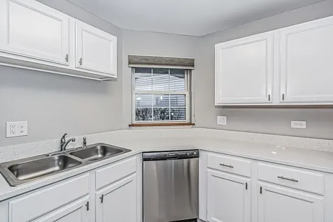 214 North Cathy Lane Mount Prospect IL 60056
