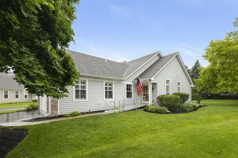 413 Carriage Court Oswego IL 60543