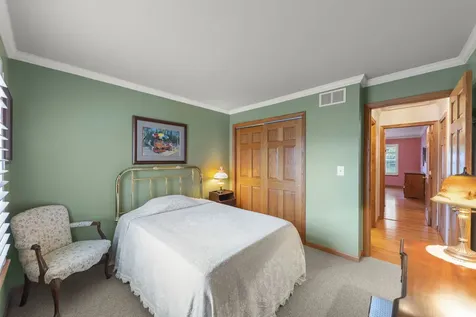 413 Carriage Court Oswego IL 60543