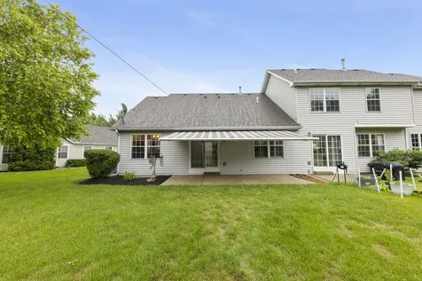 413 Carriage Court Oswego IL 60543