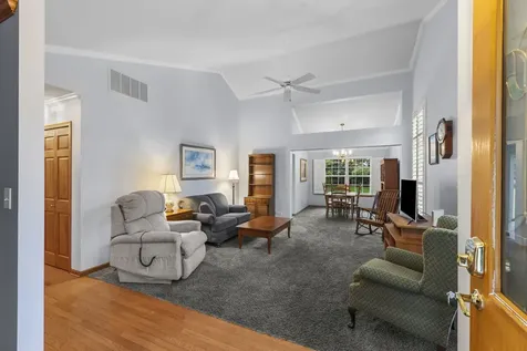 413 Carriage Court Oswego IL 60543