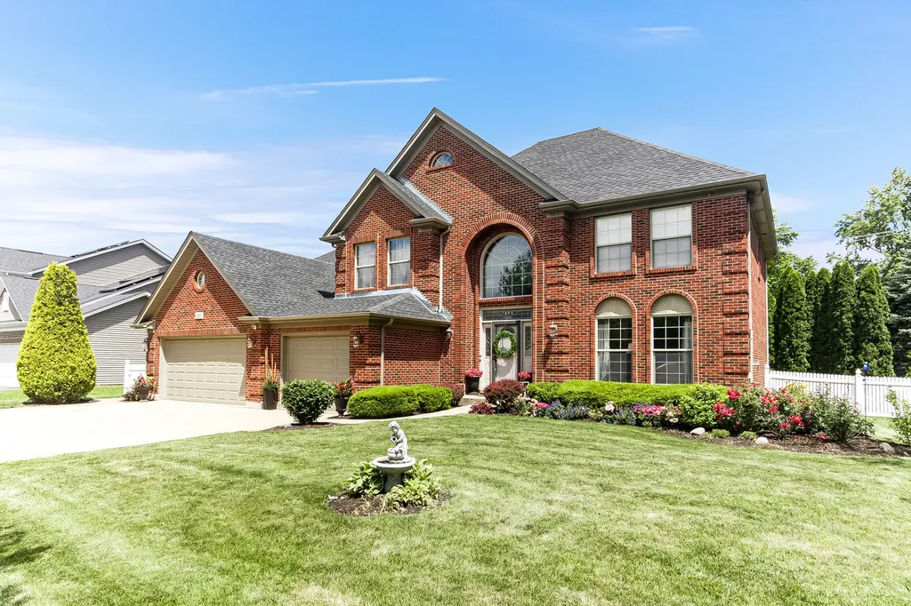 16305 Riverwood Drive Plainfield IL 60586
