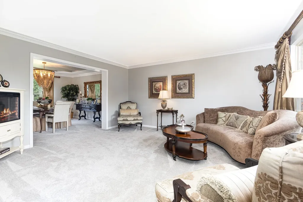 16305 Riverwood Drive Plainfield IL 60586