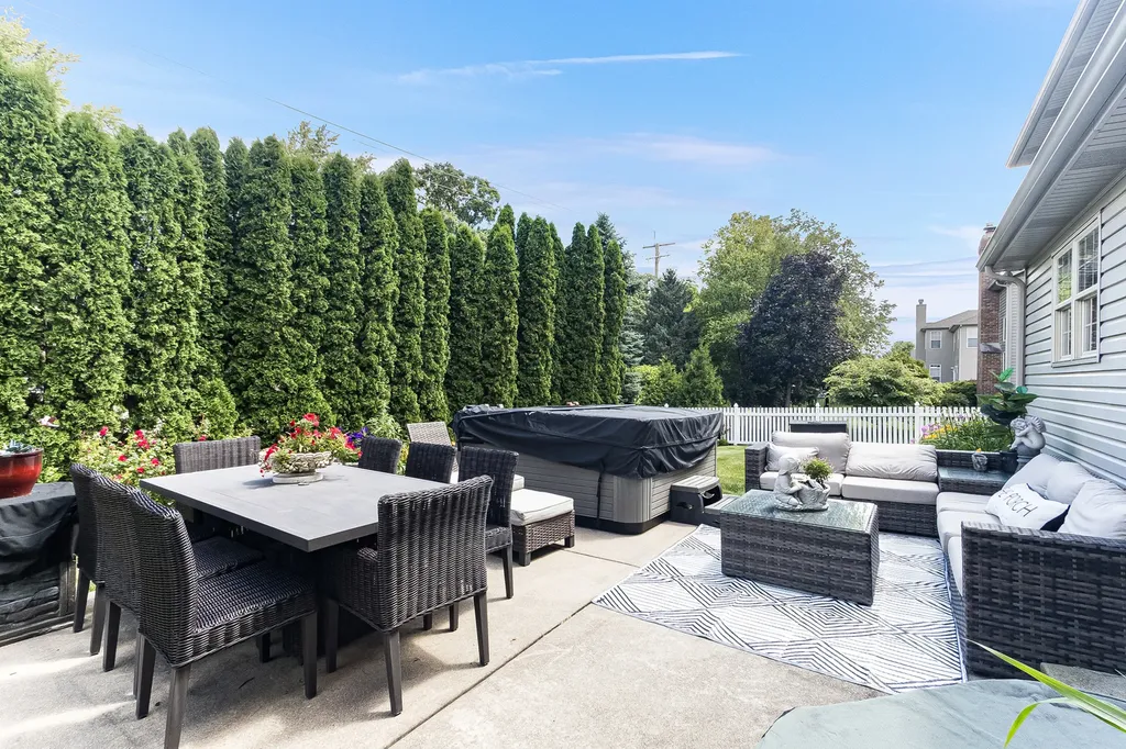 16305 Riverwood Drive Plainfield IL 60586