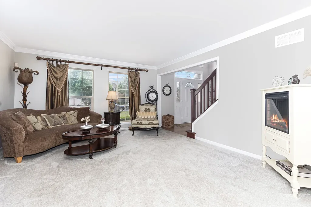 16305 Riverwood Drive Plainfield IL 60586