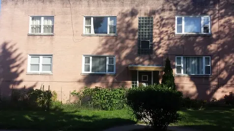 2435 West Balmoral Avenue Chicago IL 60625