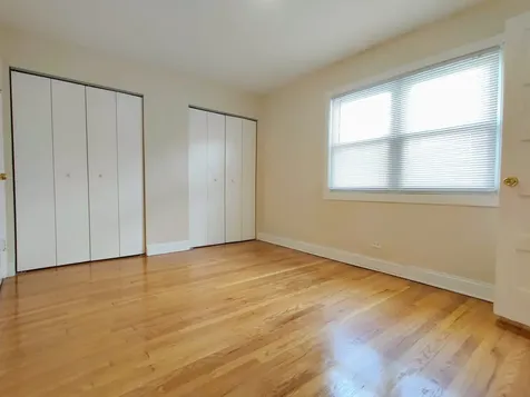 2435 West Balmoral Avenue Chicago IL 60625