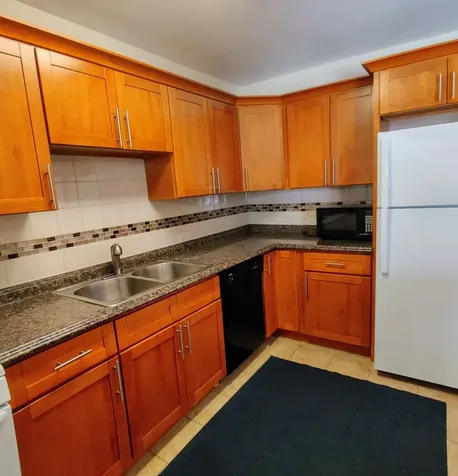 2435 West Balmoral Avenue Chicago IL 60625