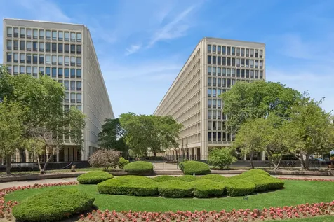 1451 East 55th Street Chicago IL 60615