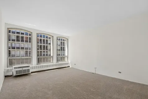 1451 East 55th Street Chicago IL 60615
