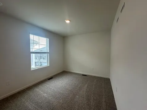 2267 Glacier Street Mundelein IL 60060