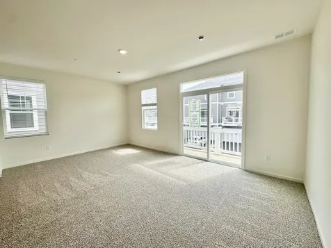 2267 Glacier Street Mundelein IL 60060