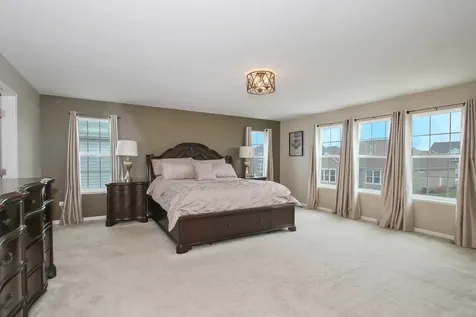 3617 Emerald Road Elgin IL 60124