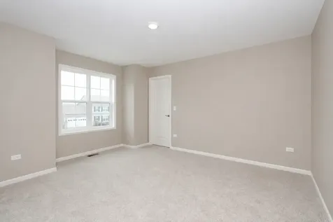 3617 Emerald Road Elgin IL 60124