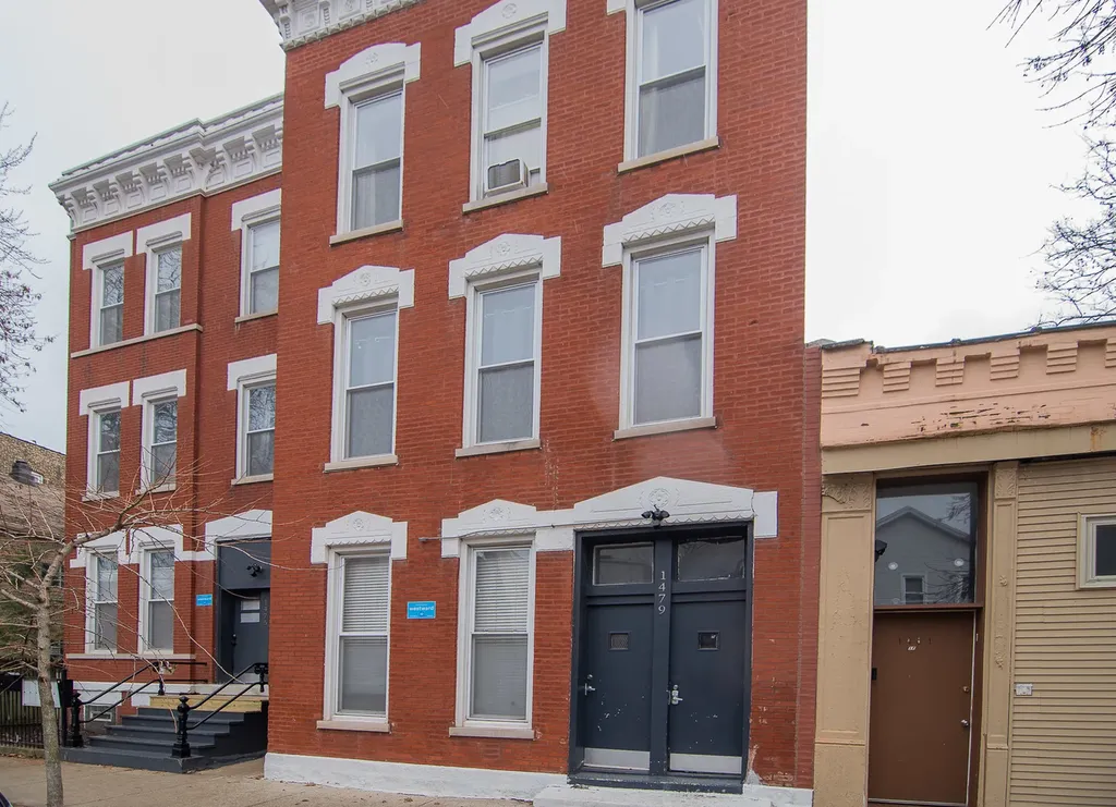 1479 West Huron Street Chicago IL 60642