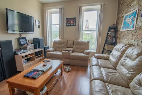1479 West Huron Street Chicago IL 60642