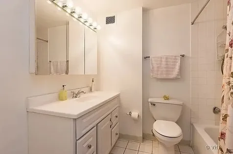 233 East Erie Street Chicago IL 60611
