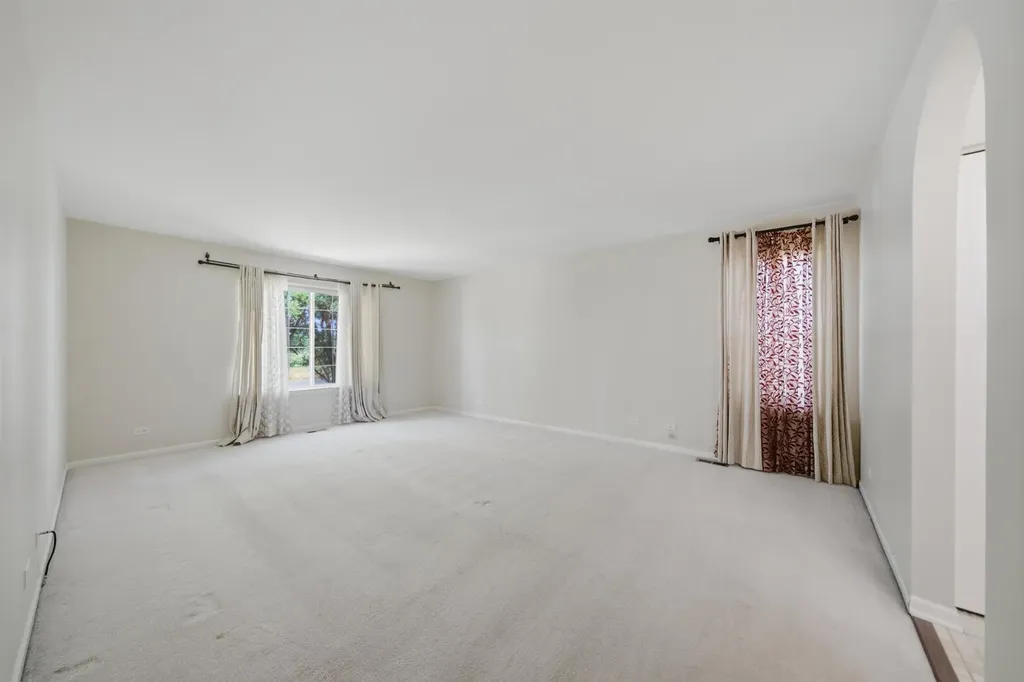 9165 Buckingham Court Huntley IL 60142