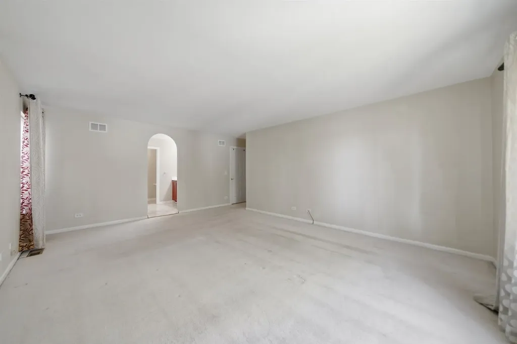 9165 Buckingham Court Huntley IL 60142