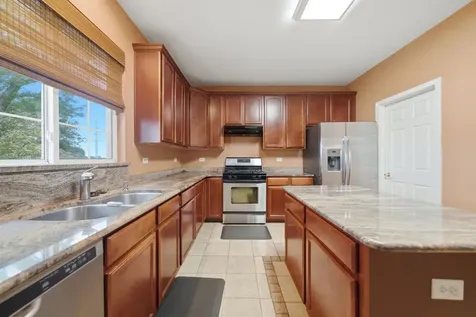 9165 Buckingham Court Huntley IL 60142