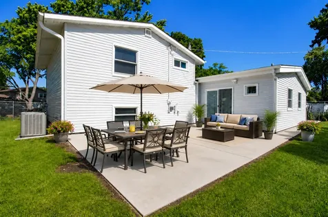 7777 Ramsgate Circle S Hanover Park IL 60133