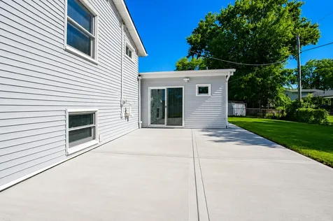 7777 Ramsgate Circle S Hanover Park IL 60133
