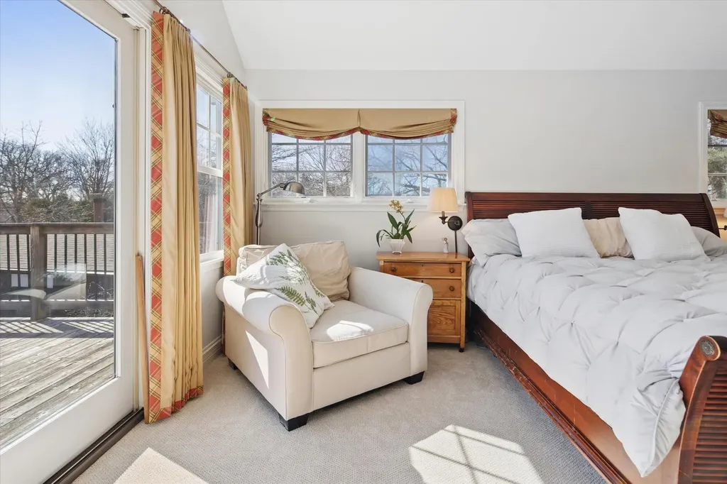 1421 Wilmette Avenue Wilmette IL 60091