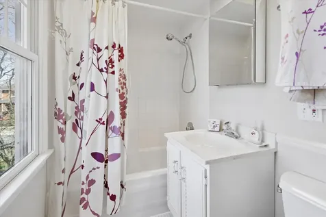 1421 Wilmette Avenue Wilmette IL 60091