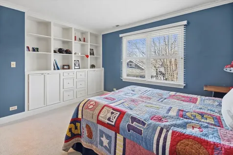 1421 Wilmette Avenue Wilmette IL 60091