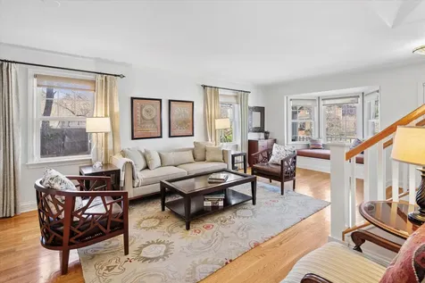 1421 Wilmette Avenue Wilmette IL 60091