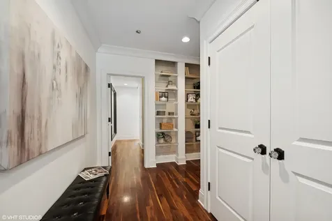 1907 North Lincoln Park West Street Chicago IL 60614