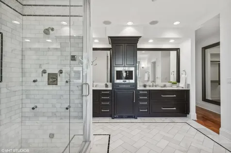 1907 North Lincoln Park West Street Chicago IL 60614