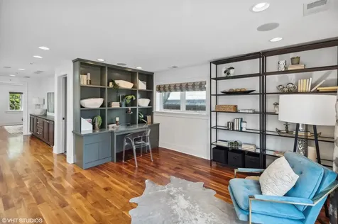 1907 North Lincoln Park West Street Chicago IL 60614
