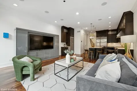 1907 North Lincoln Park West Street Chicago IL 60614