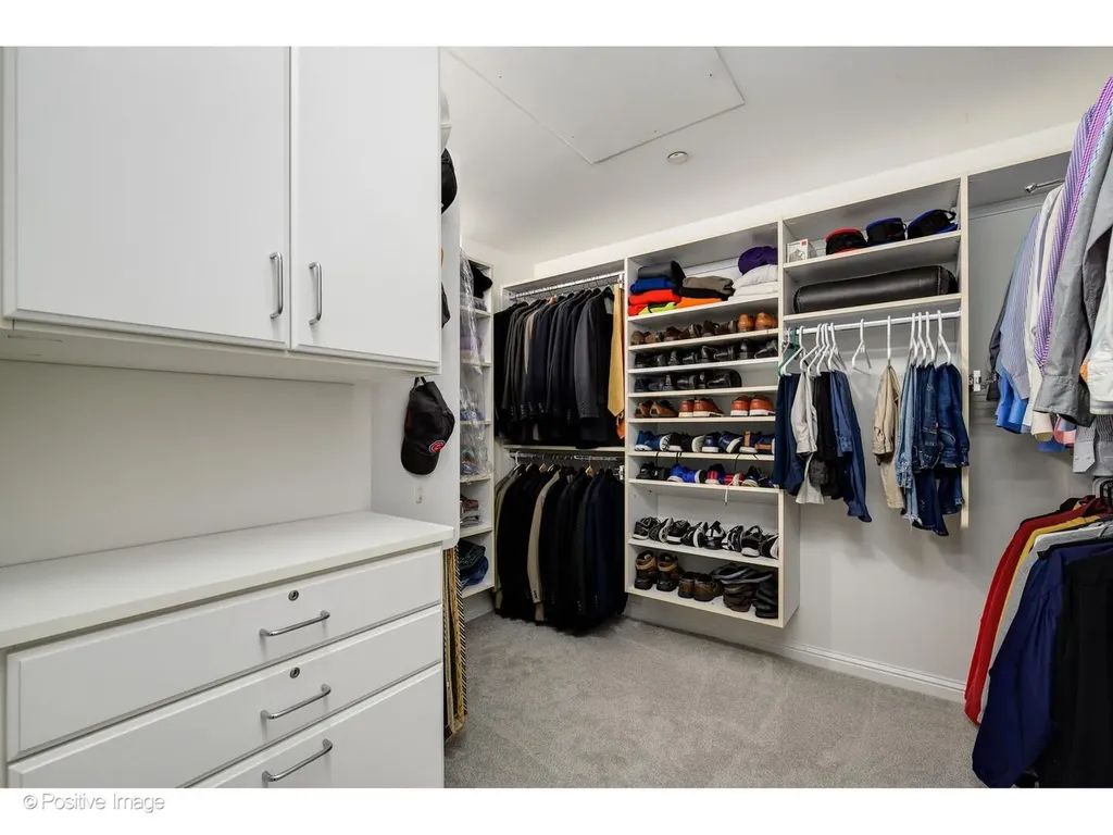 21 East Huron Street Chicago IL 60611