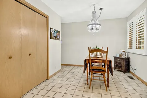 3510 Grandview Drive Rockford IL 61114