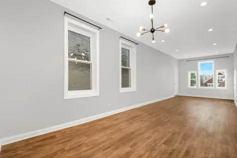 2311 South Whipple Street Chicago IL 60623