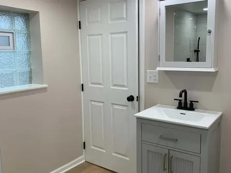 10623 South Mackinaw Avenue Chicago IL 60617