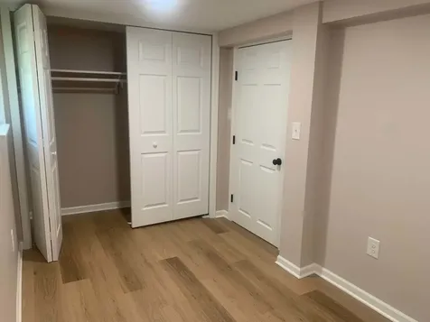 10623 South Mackinaw Avenue Chicago IL 60617