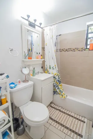 1479 West Huron Street Chicago IL 60642
