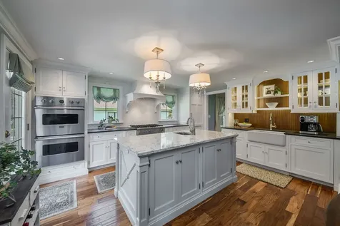 810 Dow Avenue Geneva IL 60134
