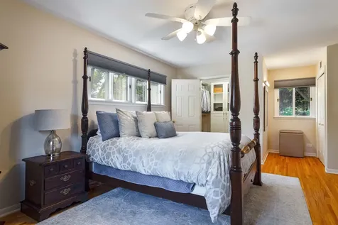419 West Sheridan Place Lake Bluff IL 60044