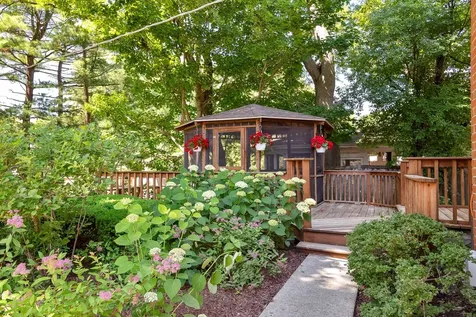 419 West Sheridan Place Lake Bluff IL 60044