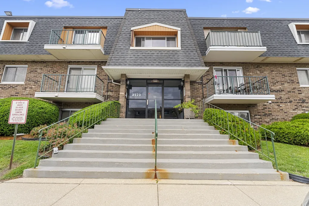 3223 West Parkway Drive Northbrook IL 60062