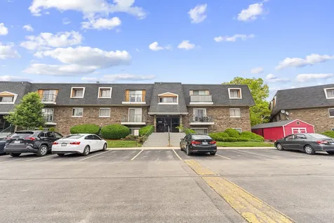 3223 West Parkway Drive Northbrook IL 60062