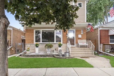 3537 Harvey Avenue Berwyn IL 60402