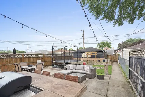 3537 Harvey Avenue Berwyn IL 60402