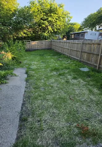 50 East 37th Street Chicago IL 60653