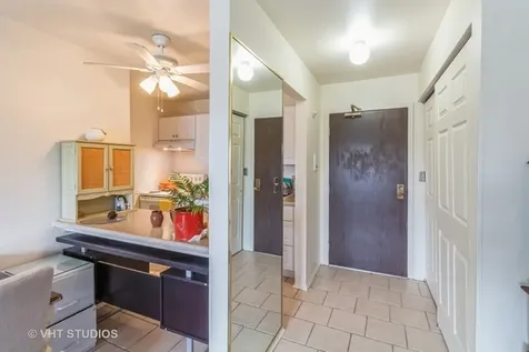 3 Villa Verde Drive Buffalo Grove IL 60089