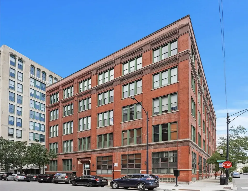 331 South Peoria Street Chicago IL 60607